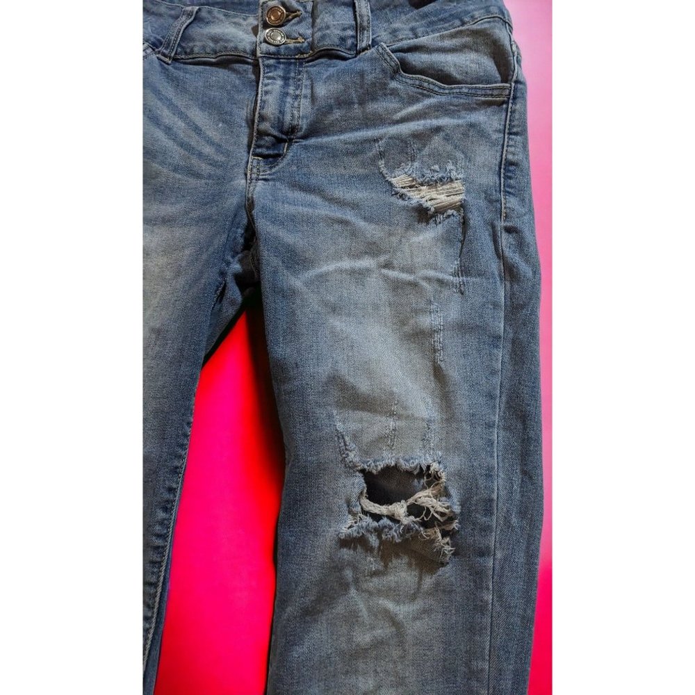 Kancan Distressed Skinny Jeans - Picture 9 of 12